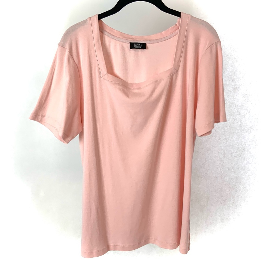 Jones New York pink tee